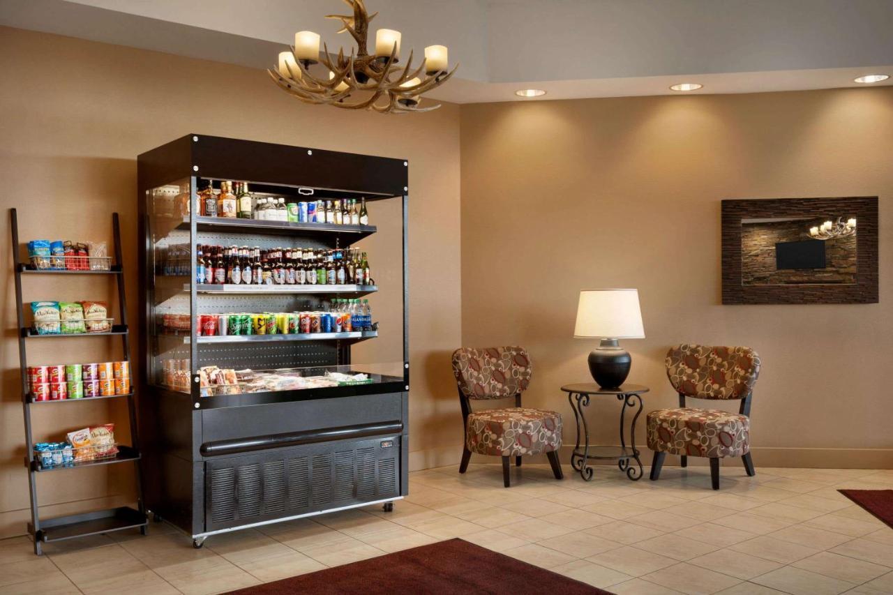 ווילסטון Bakken Airport Xwa Hotel & Studios מראה חיצוני תמונה