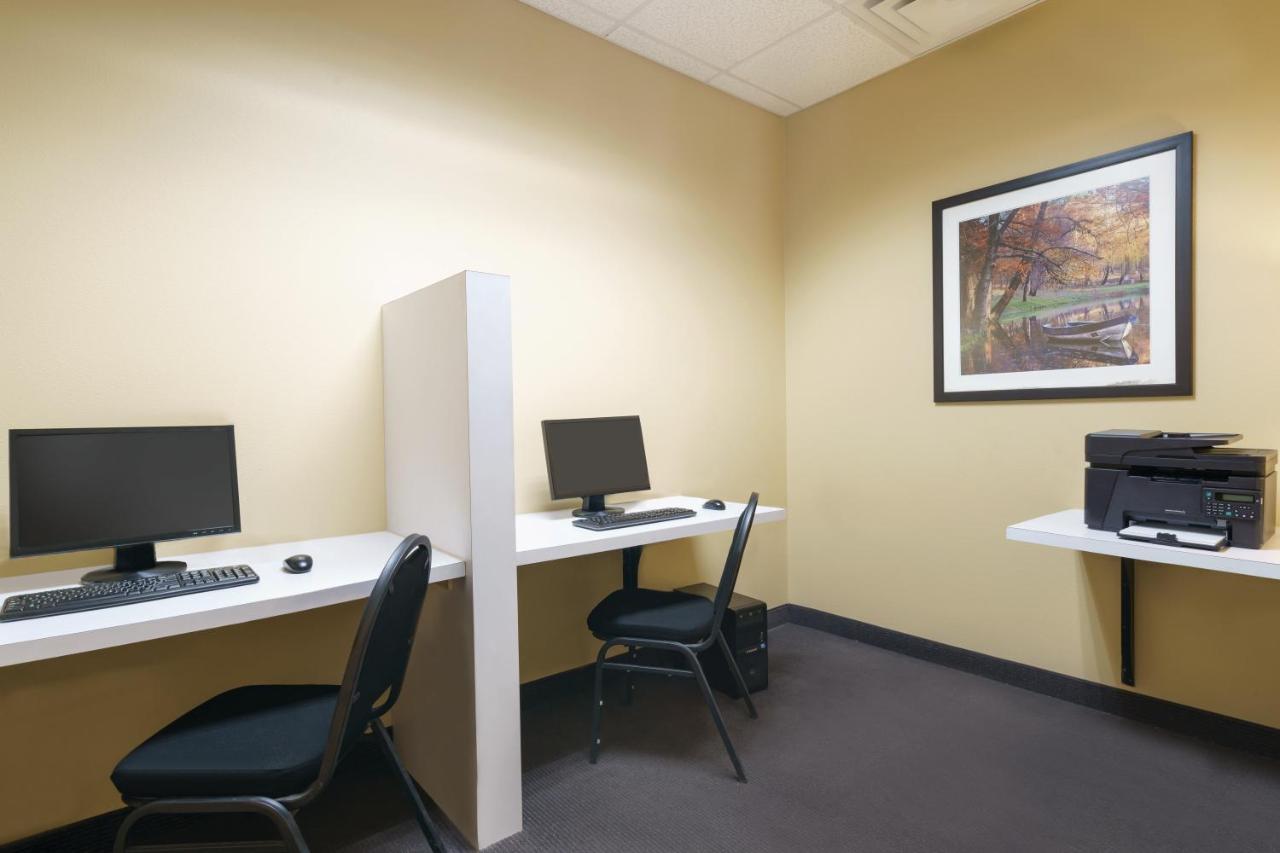 ווילסטון Bakken Airport Xwa Hotel & Studios מראה חיצוני תמונה